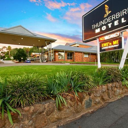 Thunderbird Motel Yass Ngoại thất bức ảnh