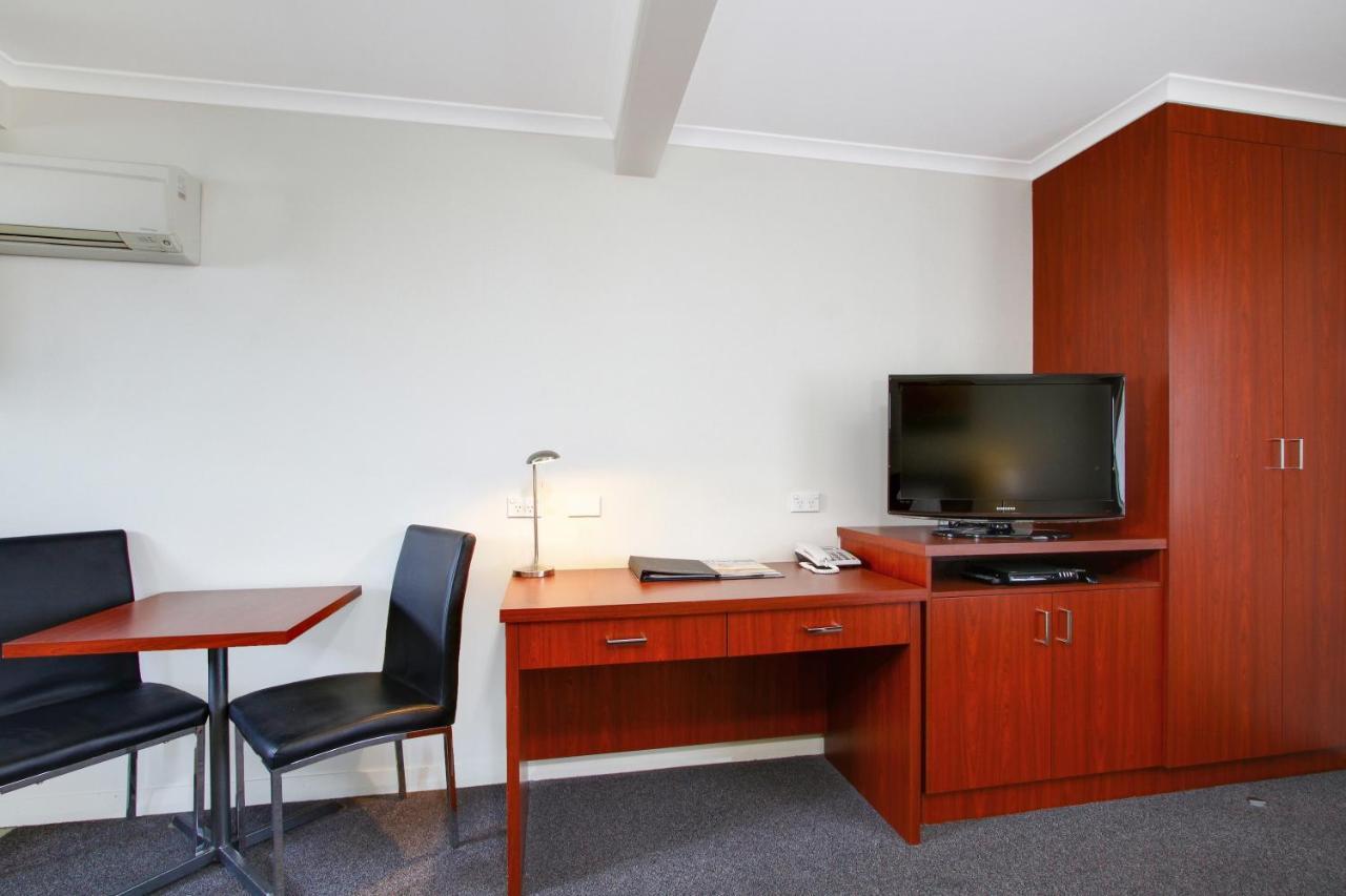 Thunderbird Motel Yass Ngoại thất bức ảnh