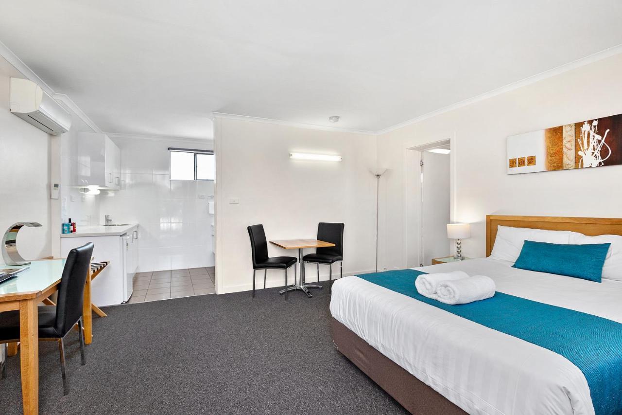 Thunderbird Motel Yass Ngoại thất bức ảnh